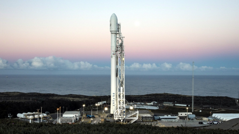 Falcon 9 стартует на орбиту со спутниками Starlink