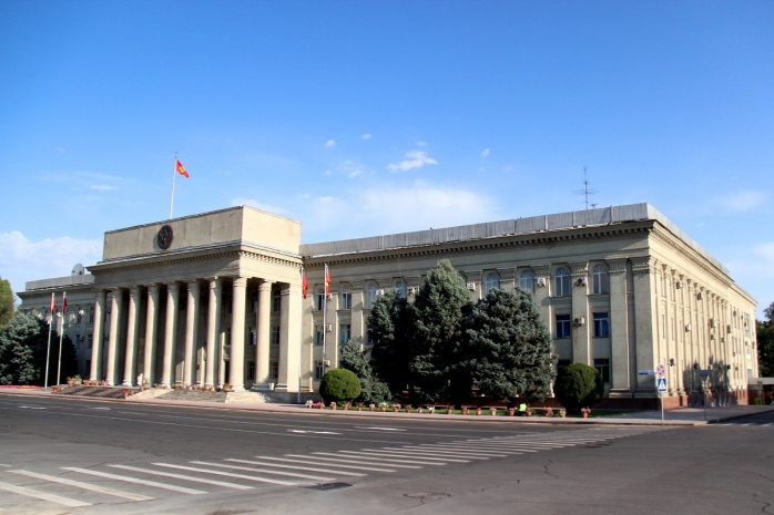 COVID-19 обнаружен у 26 сотрудников аппарата правительства Кыргызстана