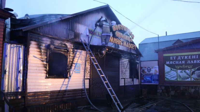 В Петропавловске горел мини-маркет