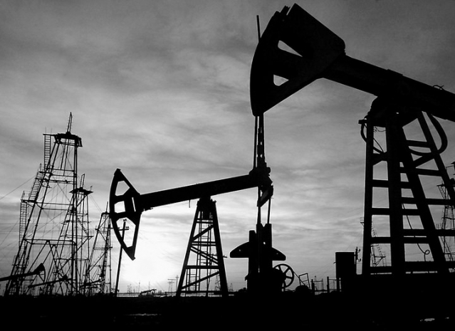 Средняя цена на нефть Urals снизилась до $95,84 за баррель