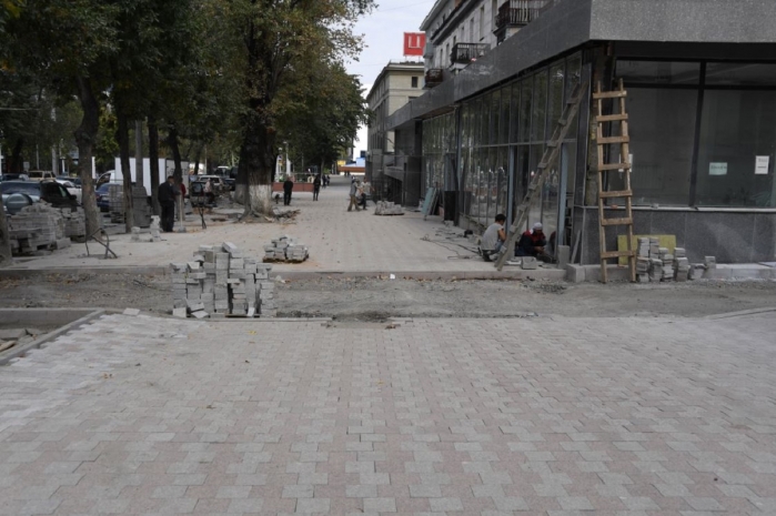 Завтра же вся грязь польется на тротуары – Байбек