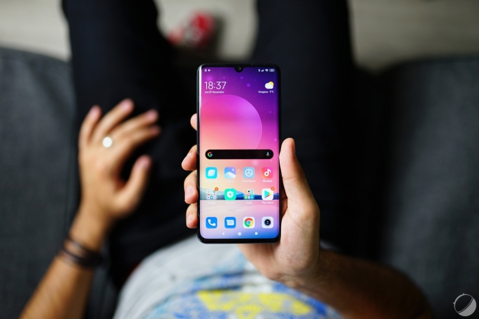 Дефект обнаружен в смартфонах Xiaomi
