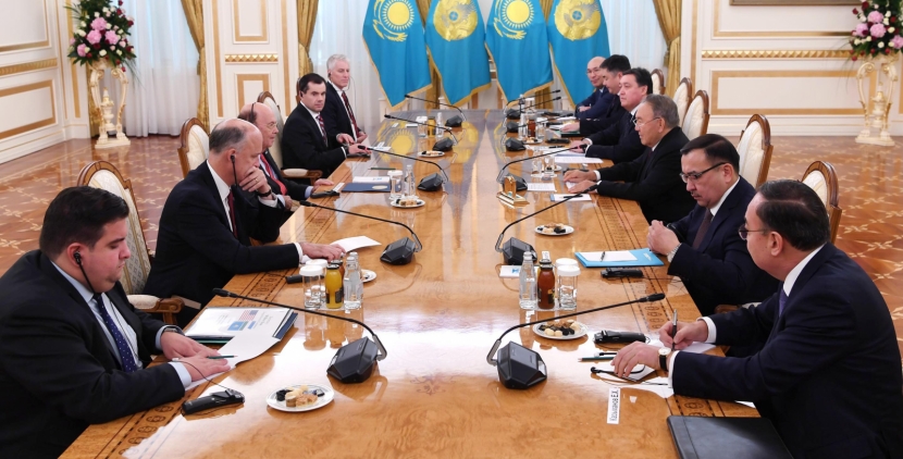 Американского министра поразила архитектура Астаны