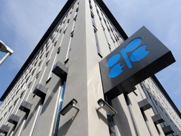 Нефтяная корзина ОПЕК резко подешевела