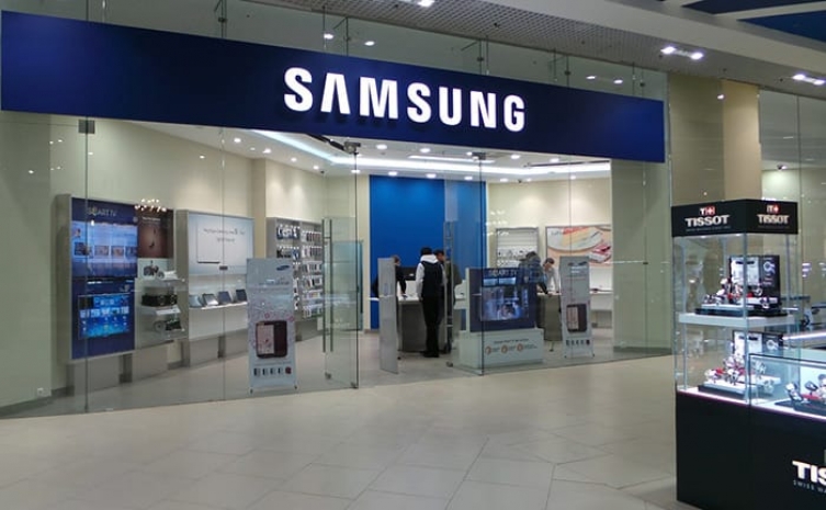 Samsung закрывает свой флагманский магазин