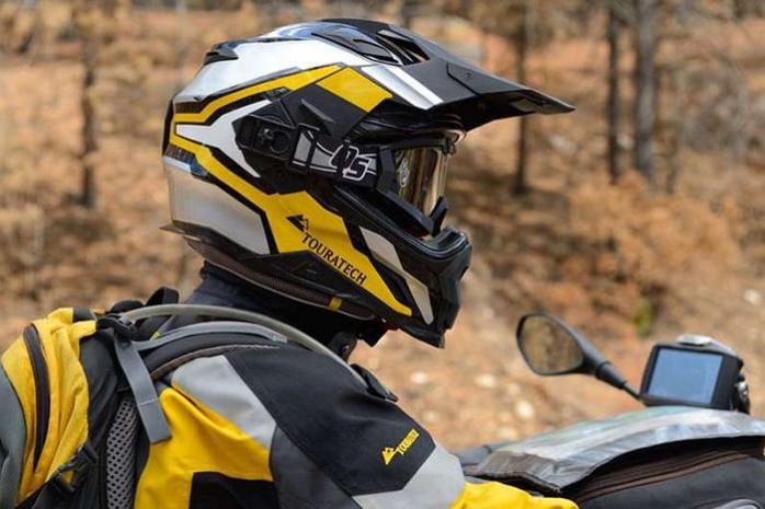 Новый шлем Aventuro от бренда Touratech
