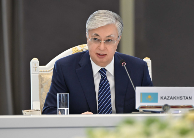 Президент поручил урегулировать ситуацию на границе с Кыргызстаном