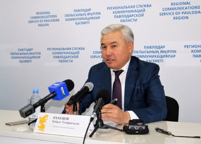 Нарушение прав всех казахстанцев – дядя Салтанат Нукеновой прокомментировал отсутствие СМИ в зале суда