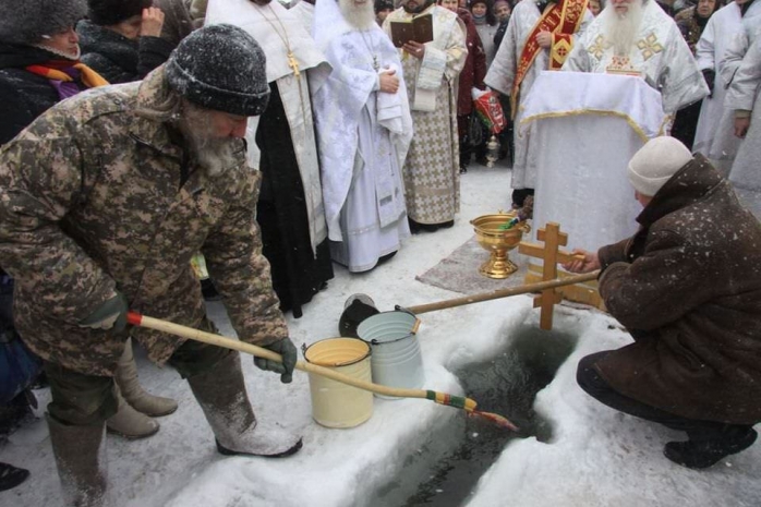 Священники Алматы рассказали о святой водеЭксклюзив