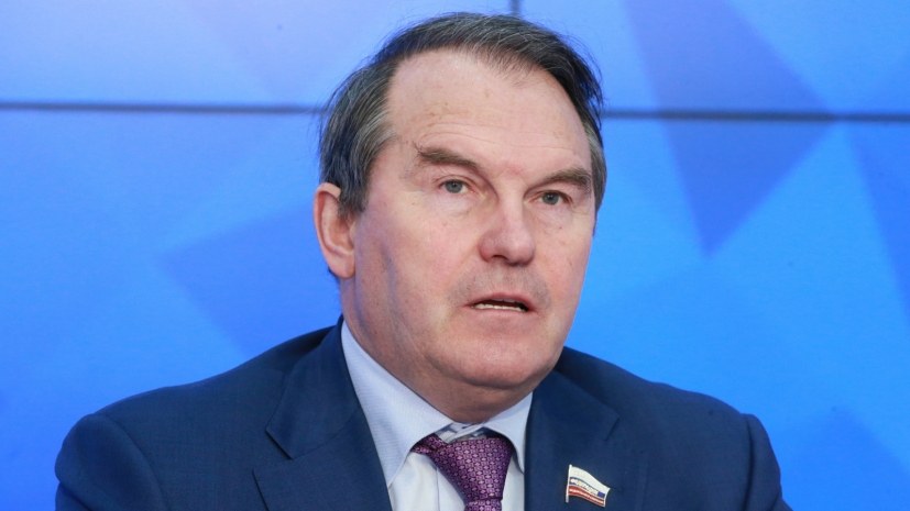 На выдвинутые Меркель условия снятия санкций отреагировали в России