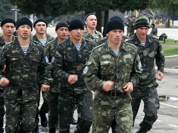 Новобранцы украинской армии могут получать беспроцентные кредиты