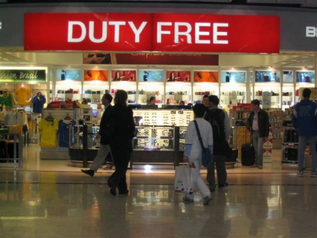 Китайская туристка избила кассира duty free