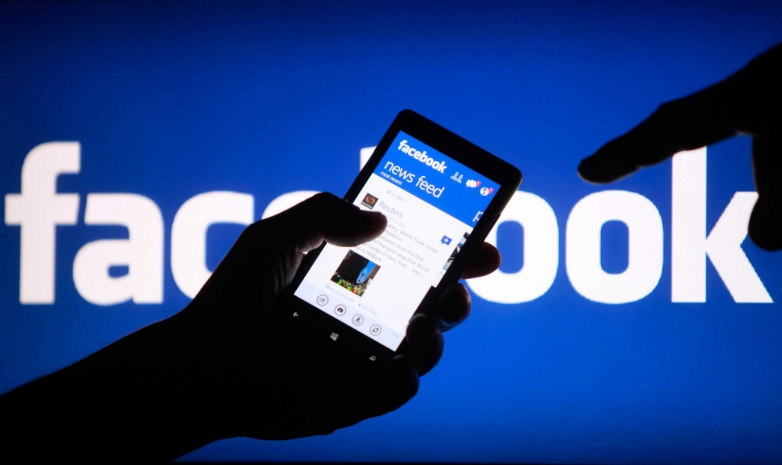 Сочувствовать и отвечать на вопросы сможет новый чат-бот Facebook