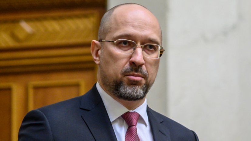 Новый премьер Украины выступил за подачу воды в Крым