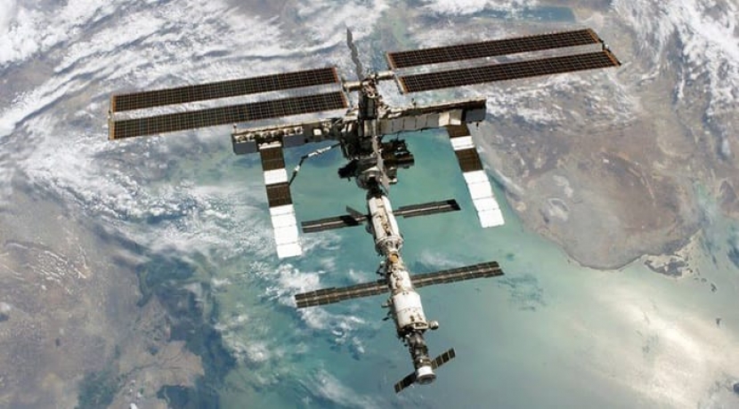 SpaceX займется доставкой американских астронавтов на МКС