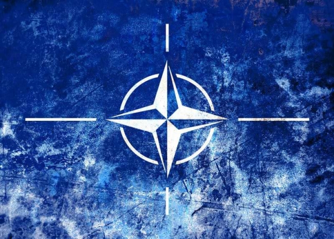 Польша и Прибалтика просят НАТО нацелить систему ПРО на Россию