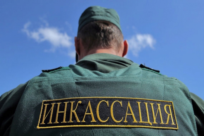 В сети появилось видео с ограблением инкассаторов в Жанаозене