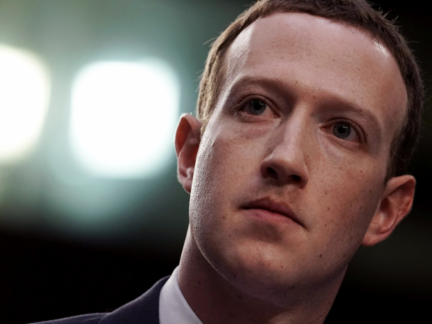 Цукерберг ответил на критику в адрес Facebook