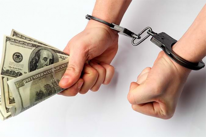 За взятки задержаны крупные региональные чиновники РК