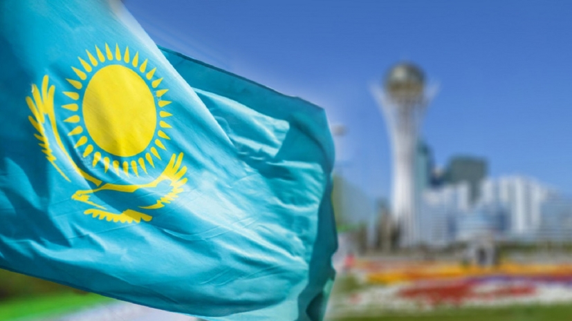 В продаже появились коврики для туалетов в виде казахстанского флага