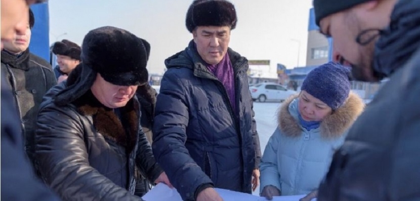 Сквер, дороги, парковки – аким Астаны посетил столичный район