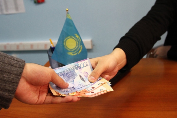 Руководитель «Казагрофинанс» по Костанайской области изобличен в систематическом взяточничестве