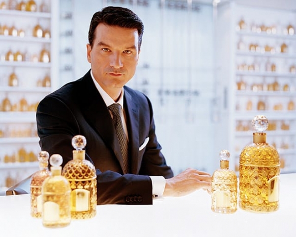 Ведущего парфюмера Guerlain Тьерри Вассера посвятили в рыцари