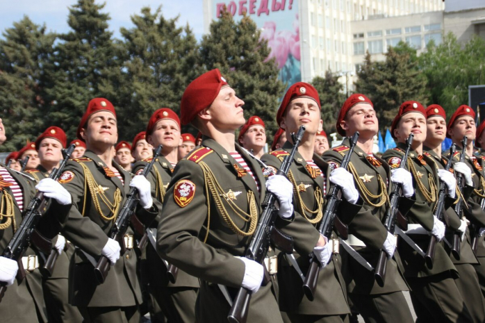 День российской гвардии и национальный праздник Вьетнама
