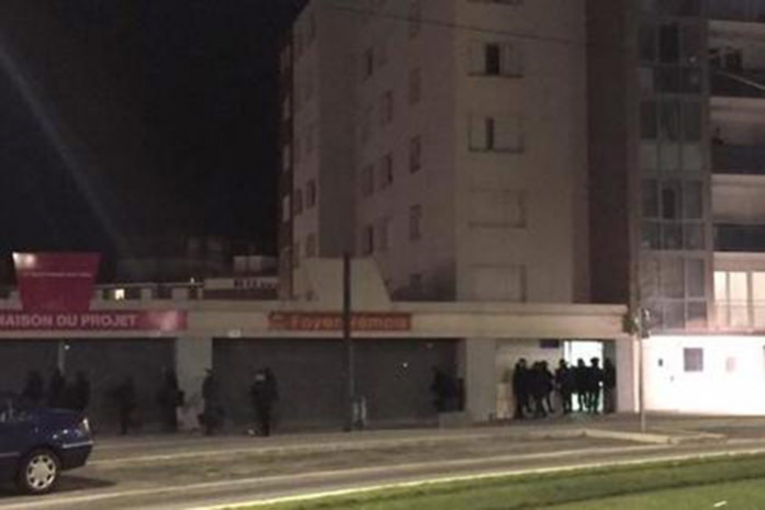 Спецоперацию в Реймсе объяснили поиском отпечатков пальцев