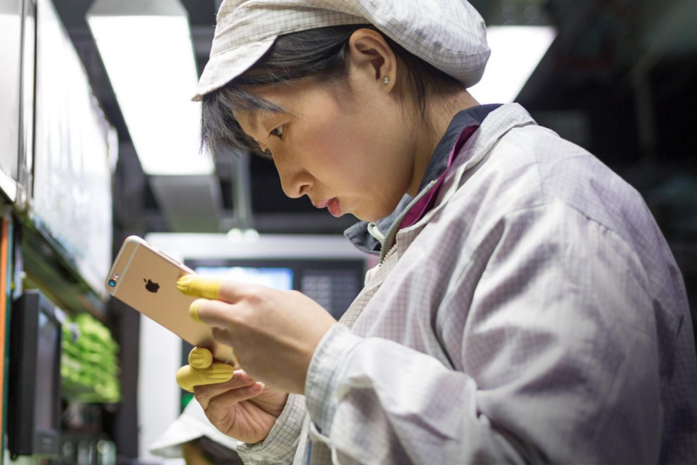 Apple планирует вывести производство из КНР