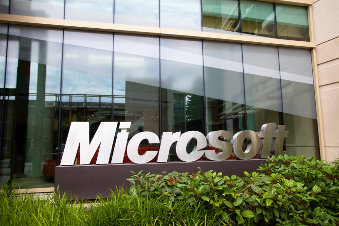К сокращению тысяч сотрудников готовится Microsoft