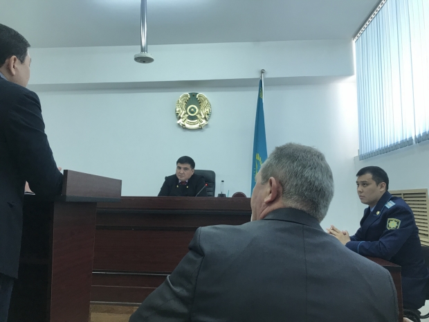 На суде по делу Мусинова рассказали, как собирали 20 000 долларов для взятки
