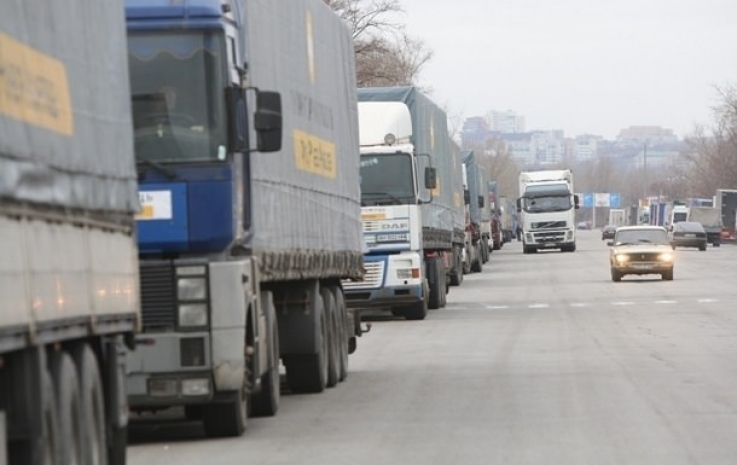 ЕС будет направлять в Украину гуманитарные конвои