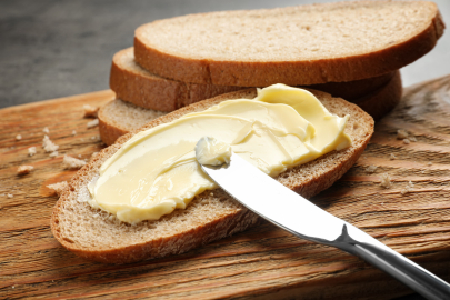 Какие продукты лучше исключить из рациона при повышенном давлении