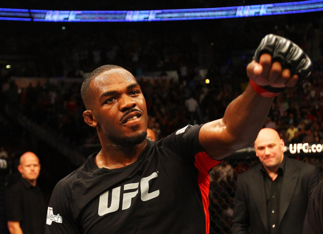 Дату боя в UFC в новом весе назвал Джон Джонс