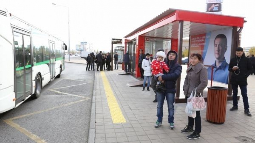 Остановки на солнечных батареях заработали в Астане