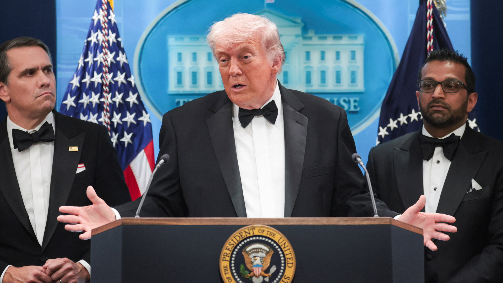 Трамп подтвердил: полицейский ранен на ужине корреспондентов Белого дома