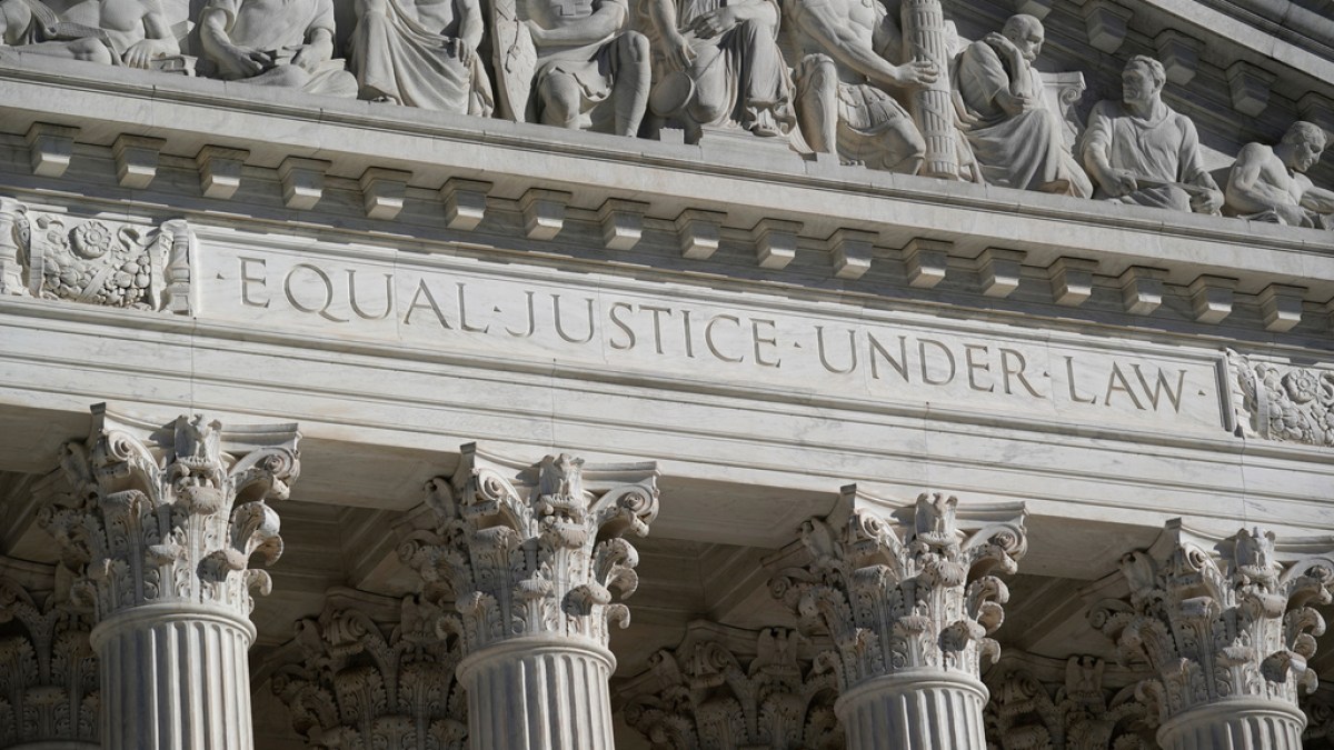 Верховный суд США отменил запрет на 'конверсионную терапию' для LGBTQ детей в Колорадо