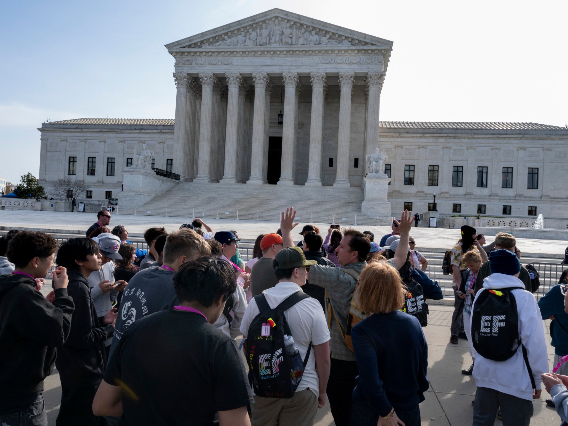 Верховный суд США рассмотрит законность гражданства по праву рождения
