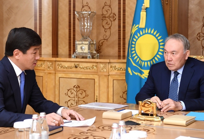 Назарбаев дал поручения Байбеку