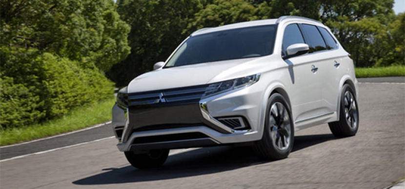 Mitsubishi представила Outlander PHEV Concept-S