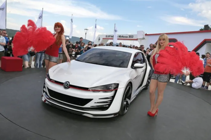Volkswagen Golf получил 503-сильный мотор V6