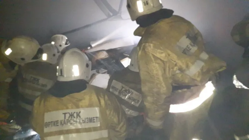 Под Костанаем горят дачи