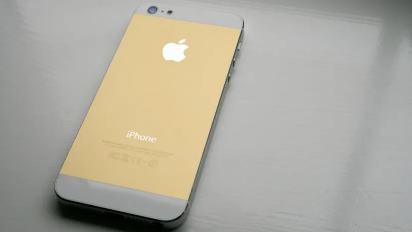 На Apple хотят подать в суд за цвет нового iPhone