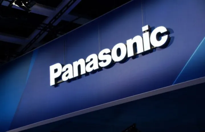 Panasonic представил DECT-телефон с док-станцией для iPhone