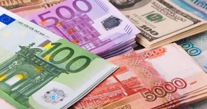 Евро, рубль и тенге подорожали к сому. Курсы валют на 16 апреля