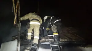В Алматы горел салон проката лимузинов