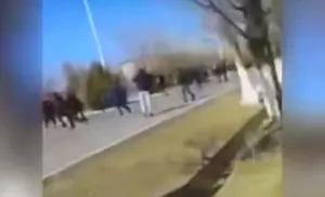 В интернет попало видео вооруженной стычки в Кызылорде