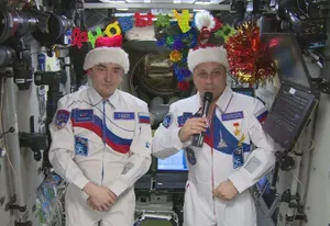 Космонавты МКС поздравили землян с Новым годом