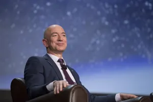 Акции Amazon на 2 миллиарда долларов продал Джефф Безос